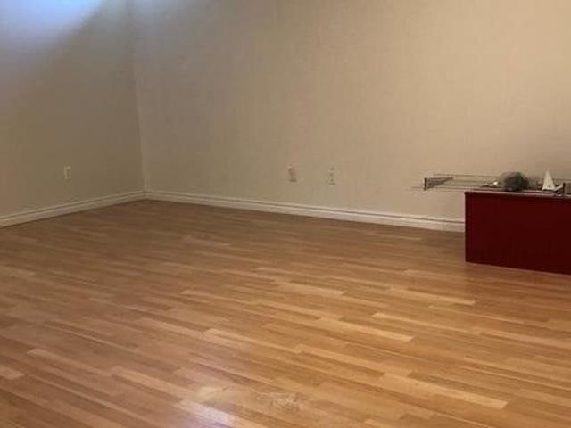 Lower 3 Lancer Court, Hamilton
