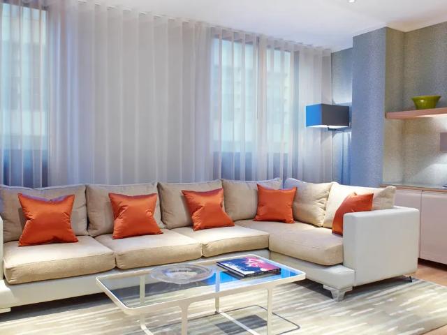 Lower Thames Street, London EC3R, 2 bed flat to rent, £8,450 pcm | PrimeLocation