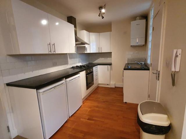 Lower Boxley Road, Maidstone, ME14 1 bed apartment to rent £1,000 pcm £231 pw