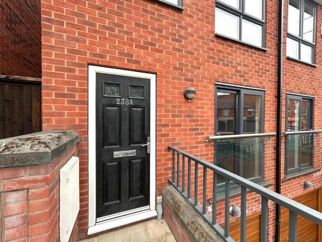 Lower Broughton Road, Salford M7 1 bed in a house share to rent £600 pcm £138 pw