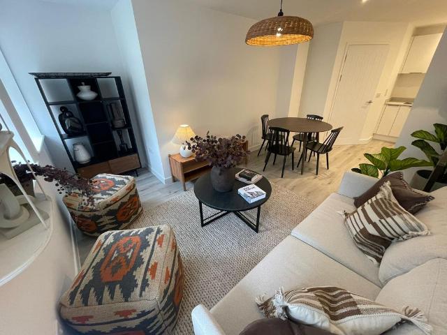 Lower Brook Street, Ipswich IP4 1 bed flat to rent £1,275 pcm £294 pw