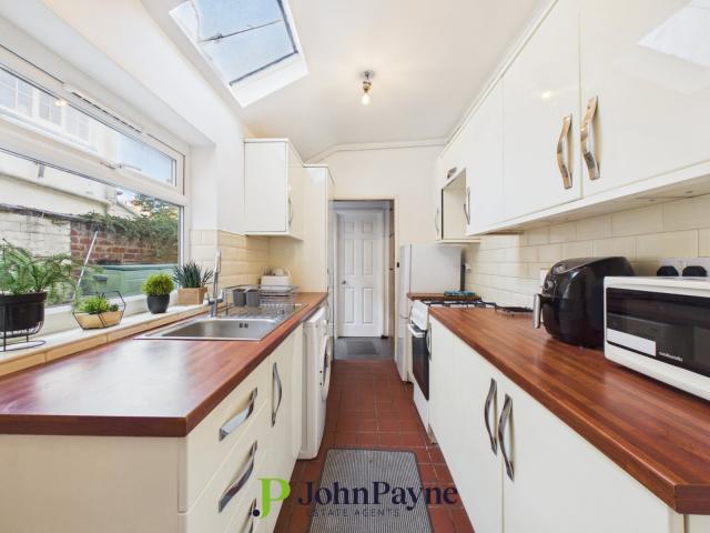 Lower Coundon, Coventry, 4 bedroom, Terraced House