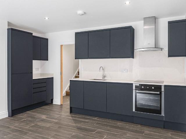 Lower Clapton Road, London E5, 1 bed flat to rent, £2,195 pcm | PrimeLocation