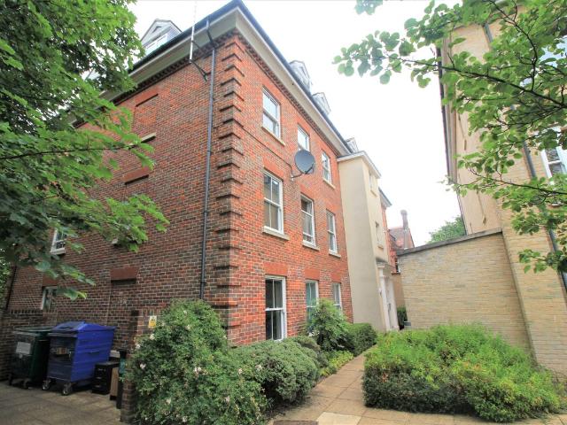 Lower Clarence Road, Norwich NR1, 2 bed flat to rent, £1,150 pcm | PrimeLocation