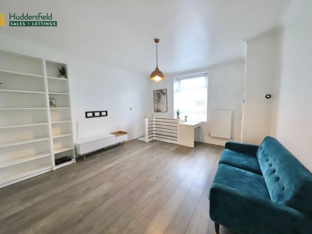 Lower Fitzwilliam Street, Huddersfield HD1, 1 bed property to rent, £900 pcm | PrimeLocation