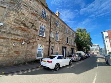 Lower Gilmore Place, Viewforth. 4 bed flat to rent £3,200 pcm £738 pw