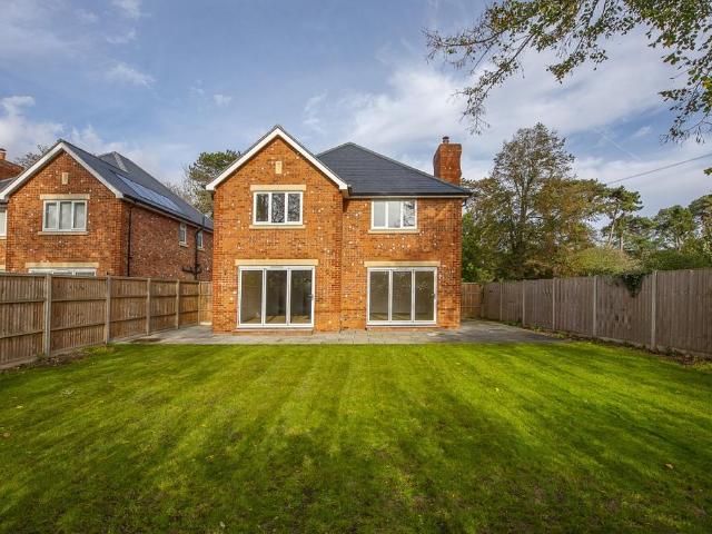 Lower Hampton Road. 4 bed detached house to rent £4,250 pcm £981 pw