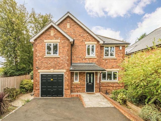 Lower Hampton Road, Sunbury On Thames. 4 bed detached house to rent £4,250 pcm £981 pw