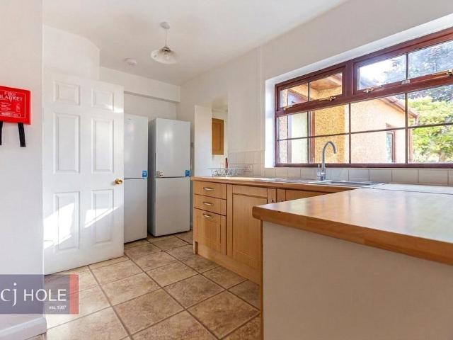 Lower House Crescent, Filton. 3 bed semi detached house to rent £2,100 pcm £485 pw