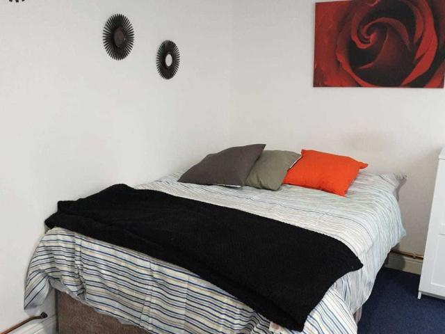 Lower Lichfield, Willenhall WV13, Studio to rent, £823 pcm | PrimeLocation