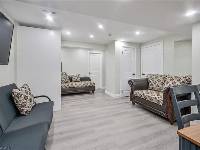 Lower Lvl 31 Joseph Court, Hamilton