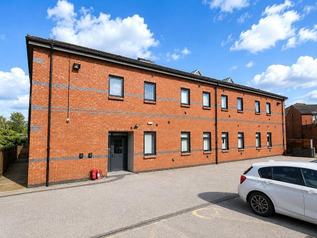 Lower Mill Street, Kidderminster, Worcestershire DY11, 1 bed flat to rent, £780 pcm | PrimeLocation