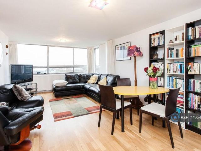 Lower Mortlake Road, Richmond, TW9 2 bed flat to rent £2,075 pcm £479 pw