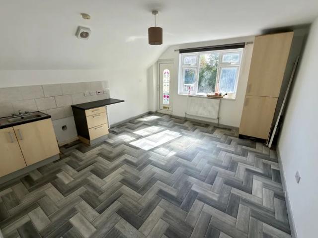 Lower Prestwood Road