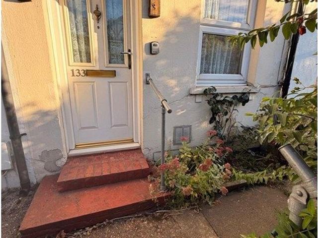 Lower Road, Orpington BR5, 2 bed terraced house to rent, £1,600 pcm | PrimeLocation