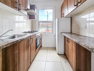 Lower Road HA2, 1 bed flat to rent, £1,400 pcm | PrimeLocation
