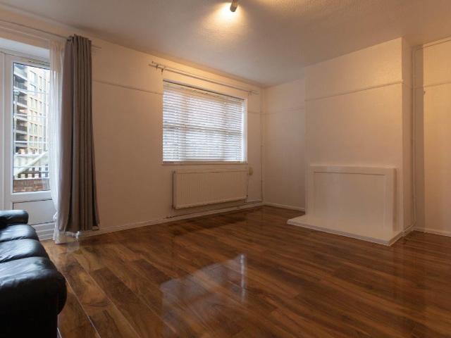 Lower Road, London, SE8