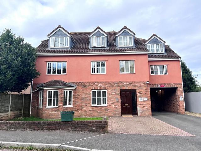 Lower Station Road, Bristol, BS16 2 bed flat to rent £1,250 pcm £288 pw
