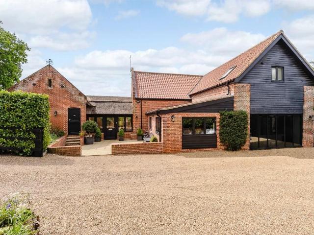 Lower Street, Salhouse, Norwich NR13, 5 bed barn conversion to rent, £3,250 pcm | PrimeLocation