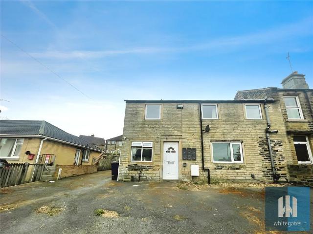 Lowerhouses Lane, Lowerhouses, Huddersfield HD5, Room to rent, £375 pcm | PrimeLocation