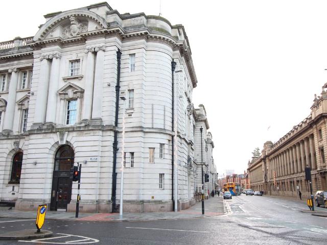Lowgate, City Centre, Hull HU1, 2 bed flat to rent, £875 pcm | PrimeLocation