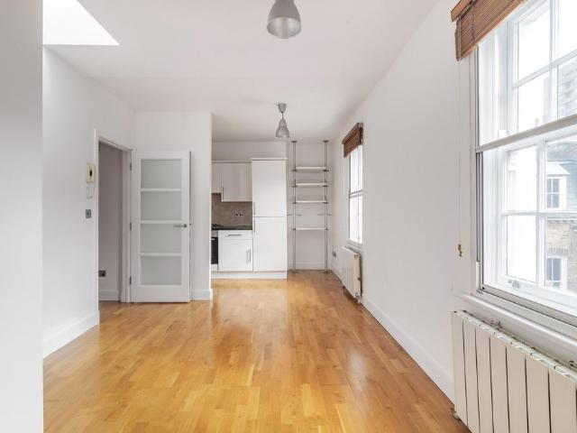 Lowndes Court, Carnaby W1 1 bed apartment to rent £2,708 pcm £625 pw