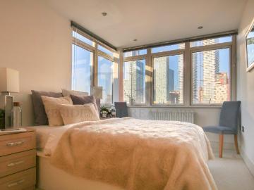Lowry House, London, E14