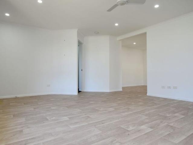 LOWSET 3 BEDROOM HOME IN PRIME NEW AUCKLAND LOCATION!