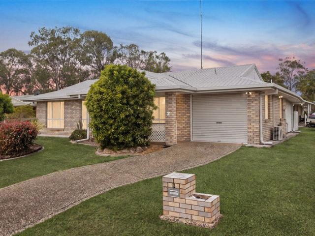 Lowset Brick Home in a Quiet Cul de Sac