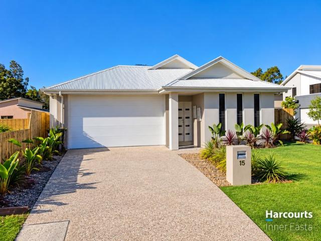 Lowset Family Home Close To Everything!