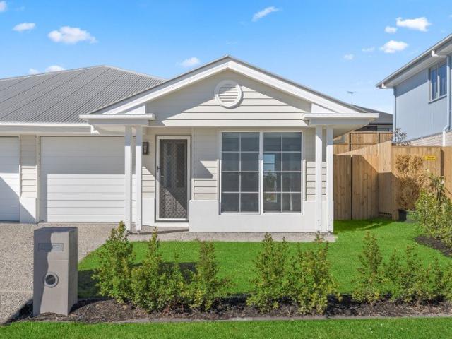 Lowset Hamptons style villa