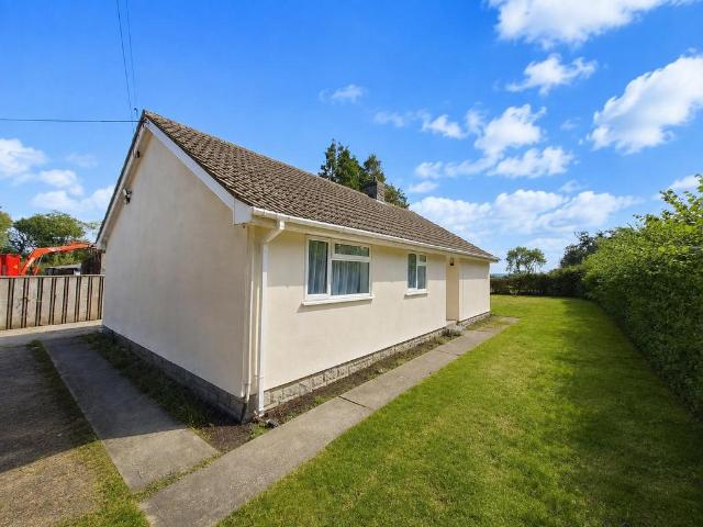 Loxley Farm, Somerset TA7 3 bed detached bungalow to rent £1,400 pcm £323 pw