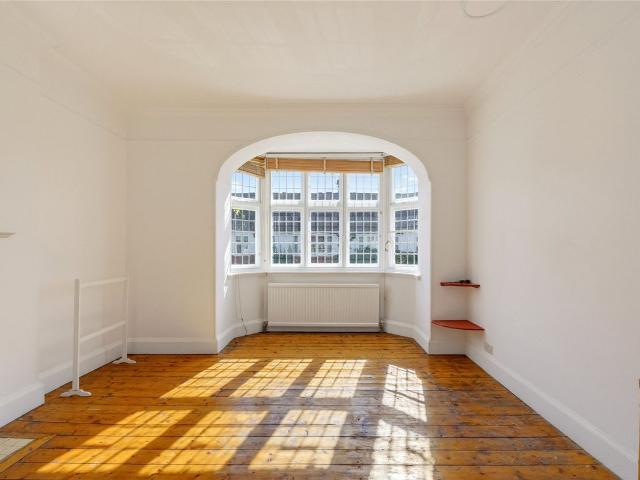 Loxley Road, London SW18, 5 bed detached house to rent, £9,000 pcm | PrimeLocation