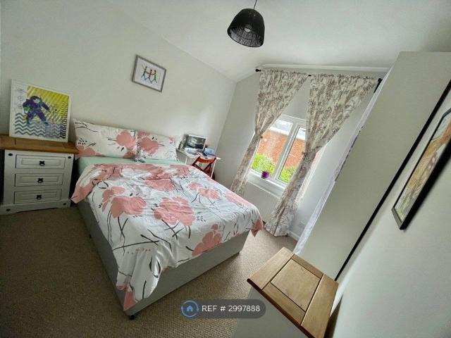 Loyd Road, Northampton NN1, 3 bed semi detached house to rent, £1,600 pcm | PrimeLocation