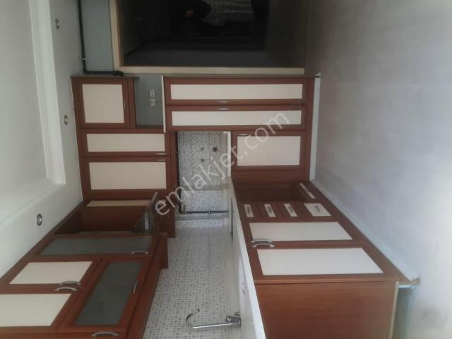 Lozan Cadde Üstü Satılık 3+1 Daire