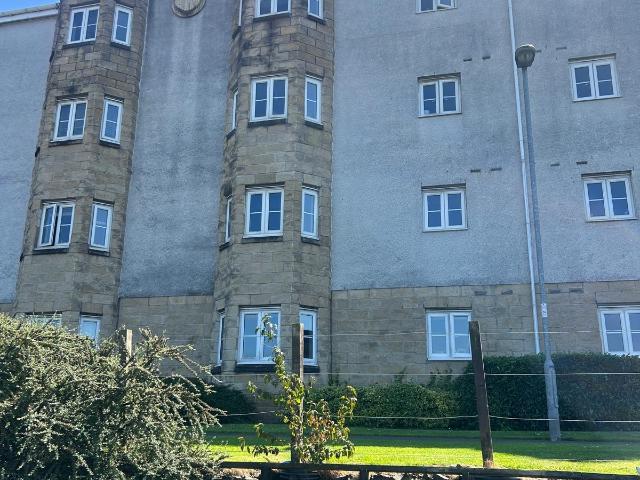 Lloyd Court, Rutherglen, G73 1NS Century 21 United Kingdom