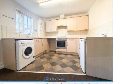 Lloyd Road, Manchester M19, 2 bed flat to rent, £1,050 pcm | PrimeLocation
