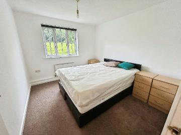 Lloyd Road, Manchester M19, 2 bed flat to rent, £1,050 pcm | PrimeLocation