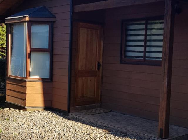 Llancahue Valdivia $ 450.000 cabaña full equipada, dos piezas, wifi, tvcable, lavadora, aire acondicionado y estacionamiento. 993272648