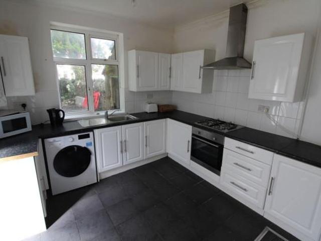 Llandough Street, Cardiff CF24 5 bed house to rent £2,900 pcm £669 pw