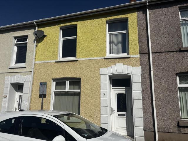 Llanelli, Upper Robinson Street 3 bed terraced house to rent £795 pcm £183 pw