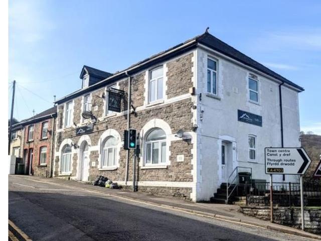 Llantrisant Road, Graig, Pontypridd CF37, 2 bed flat to rent, £800 pcm | PrimeLocation