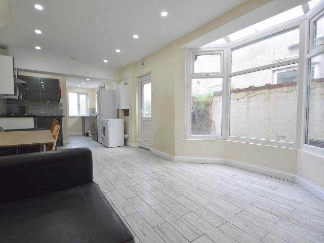 Llantrisant Street, Cathays CF24, 6 bed terraced house to rent, £3,360 pcm | PrimeLocation