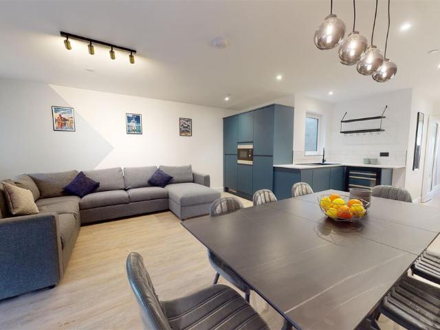 Llantwit Street, Cathays, Cardiff CF24, 8 bed shared accommodation to rent, £6,280 pcm | PrimeLocation