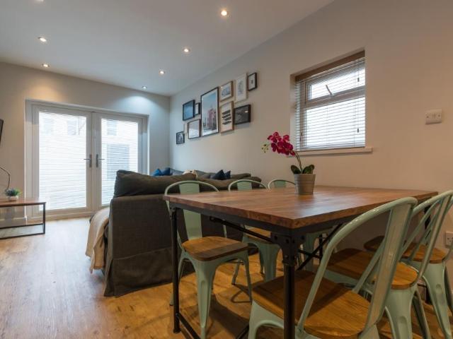 Llantwit Street, Cardiff CF24, 8 bed terraced house to rent, £646 pppm | PrimeLocation