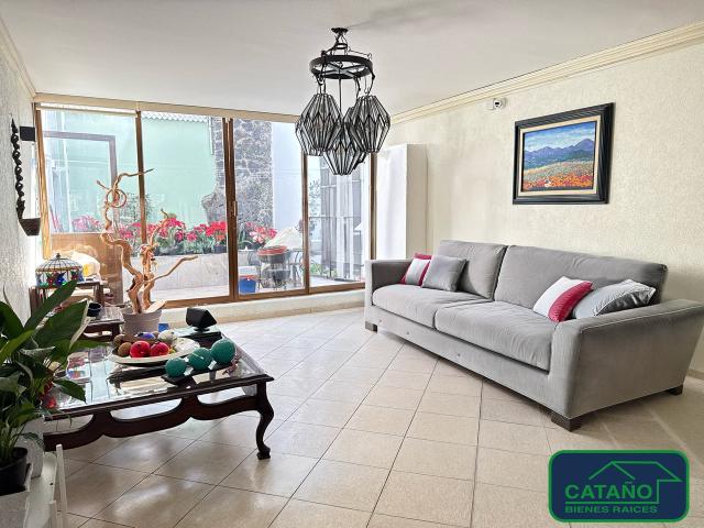 Lluvia – Casa en condominio en renta, Jardines del Pedregal, Lluvia
