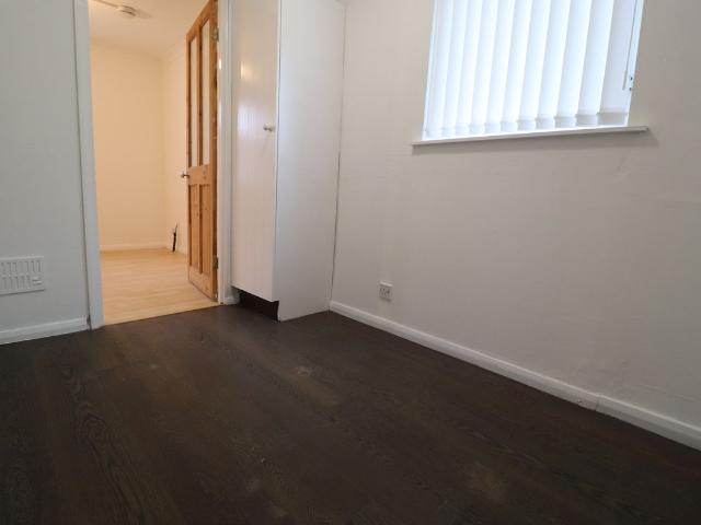 Llwyn Deri Close, Bassaleg, Newport NP10, 1 bed flat to rent, £550 pcm | PrimeLocation