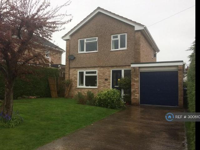 Llwyn Menlli, Ruthin, LL15 3 bed detached house to rent £1,250 pcm £288 pw