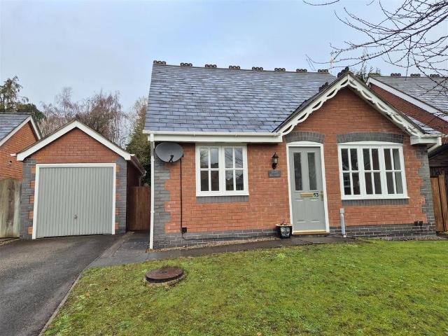 Llwyn Perthi, Arddleen, Llanymynech 2 bed detached bungalow to rent £825 pcm £190 pw