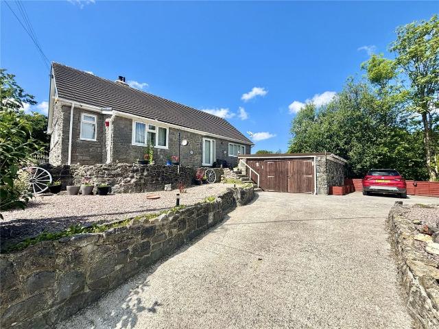 Llwyncelyn, Cardigan SA43, 4 bed property to rent, £1,150 pcm | PrimeLocation
